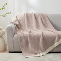 Ultra weiches, leichtes, gestricktes, atmungsaktives Plüsch vlies für das Schlafs ofa