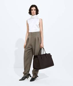 Bolso Tote con Cierre Bottega BV Barbara, Silueta Elegante, Hecho con Técnica Intrecciato en Piel Nappa Suave, Veneta - Product Image 4