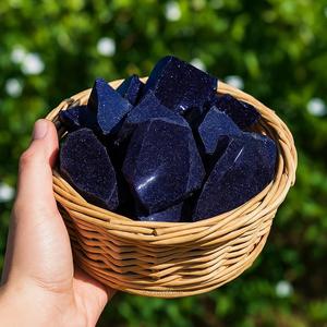 Piedra Natural en Bruto de Arenisca Azul Brillante al por Mayor, Cristal en Bruto para Sanación y Decoración del Hogar - Product Image 1