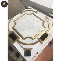 Carrelage de sol de surface de mosaïque de marbre de jet d'eau avec le modèle de mosaïque d'incrustation en laiton