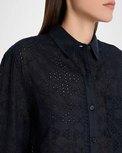 Camisa de Mujer de Algodón Estilo Francés de Alta Calidad OEM, Camisa de Oficina Clásica Negra con Bordado Calado y Botones para Mujer - Product Image 2