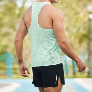 Chaleco de secado rápido para maratón para hombre, camiseta sin mangas ligera de malla transpirable para carreras, para entrenamiento deportivo de pista y campo y cross-country. - Product Image 3