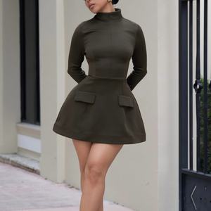 ผู้ผลิตเสื้อผ้าสตรีพร้อมโลโก้สั่งทำ ชุดเดรสลำลองสปริงสำหรับผู้หญิง ชุดมินิเดรสแขนยาวสวยหรูสำหรับสุภาพสตรี - Product Image 2