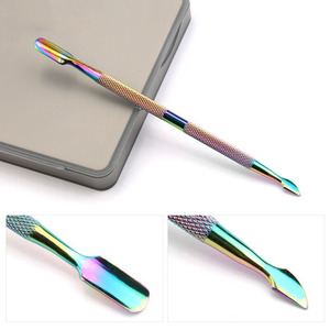 Juego Profesional de 4 Piezas para Cutículas, Color Personalizado, Herramientas de Manicura y Pedicura con Empaque de Marca Privada - Product Image 3