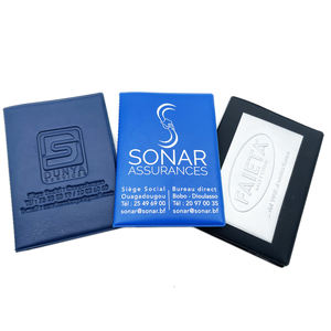 <span class=keywords><strong>Porte</strong></span>-<span class=keywords><strong>badge</strong></span> en <span class=keywords><strong>plastique</strong></span> souple transparent pour carte d'identité, <span class=keywords><strong>pochette</strong></span> verticale en PVC étanche - Product Image 4