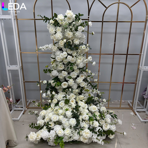 Decoración para Eventos LEDA, Camino de Mesa Personalizado con Flores Blancas, Camino de Mesa con Rosas, Flores Largas Colgantes para Bodas - Product Image 4