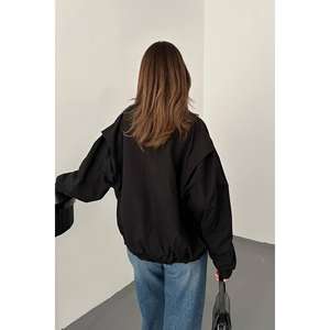 Chaquetas Bomber Negras con Parches para Mujer al por Mayor - Product Image 1