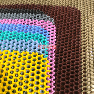 Colored EVA Cat Litter Mats <b>Hexagonal</b> Hole Rectangle Easy Clean 45 Density Pet Supplies - Product Image 2