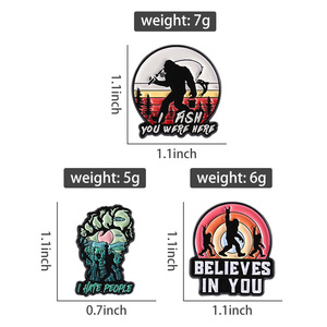 Le spille smaltate per i piedi grandi credono in te creature misteriose distintivi spille con risvolto accessori per gioielli Punk regalo per gli amici - Product Image 6