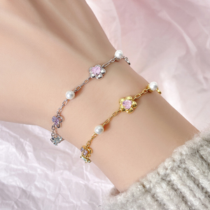 Bracelet chaîne plaqué or en forme de fleur avec zircon et perle d'imitation pour femme, style mignon, cadeau - Product Image 6