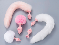 Jouets sexuels SM : Plug anal en forme de patte de chat avec silicone et laine artificielle, outil d'expansion anale pour l'entraînement