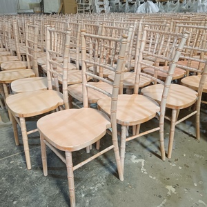 Chaise Chiavari en bois pour événements de mariage, vente chaude, chaise de mariage de luxe en bois massif pour événements, vente en gros - Product Image 1