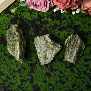 Espécimen de Turmalina Verde Natural, Cristal Mineral de Alta Calidad, Colección de Piedras Preciosas, Piedra Bruta Rara para Decoración del Hogar y Sanación - Product Image 6