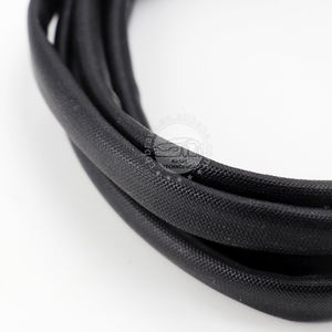 定制4针电线组件2根黑色电线和带聚酯套管的红色16AWG电线 - Product Image 4