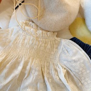 Tongxingyuan Girls' Shirt Autumn Long Sleeve Lace Top Breathable Chiffon Cotton Children's Blouse Solid Color Fall 2023 - Product Image 2