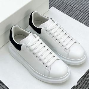 <span class=keywords><strong>Scarpe</strong></span> <span class=keywords><strong>da</strong></span> <span class=keywords><strong>Basket</strong></span> LED Balenci Agaes per Uomo e Donna con Ammortizzazione Antiscivolo e Fodera in Tessuto di Cotone e Rete - Product Image 2