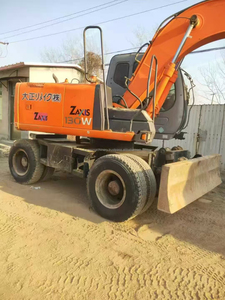 Excavadora de ruedas usada Hitachi ZX 130W Japón Importación Original Excavadora de ruedas usada Hitachi ZX130W Horas DE TRABAJO bajas a la venta - Product Image 4