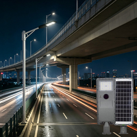 Lampe solaire de rue extérieure carrée avec détection de présence humaine, contrôle intelligent, étanche IP65 pour cour, route et éclairage de projet