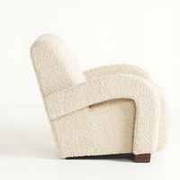 Canapé de salon minimaliste Wabi-Sabi moderne avec base en bois massif et accoudoirs larges et courbes