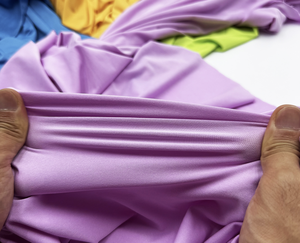 100d Lait Soie Rayonnage 180g Stretch Sweat 95 Polyester 5 Spandex Tissu Fitness Yoga Wear Sports Tissus À Tricoter - Product Image 5