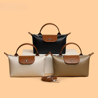 Sac à bandoulière en cuir véritable grain litchi rétro minimaliste pour femme, idéal pour les trajets quotidiens et les voyages en extérieur