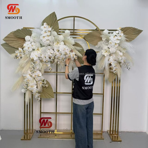 Fleur de pampa d'arc de coureur de fleur de mariage unique de touche réelle lisse pour la décoration de fond de scène - Product Image 1