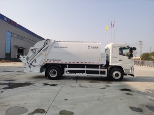 Nhà Máy Bán Tay Phải Lái Xe Geely Điện 12 Cm 10 Tấn Máy Nén Rác Xe Tải Diesel Hướng Dẫn Sử Dụng Mới Thu gom Chất Thải Từ chối - Product Image 3