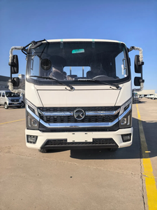 Nuevo camión de carga de 5 toneladas, camión ligero 4x2, cabina de una y media fila con volante a la izquierda, asientos de una sola fila, cámara trasera, diésel, China - Product Image 2