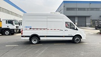 Camion frigorifique Foton de 4,2 tonnes, fourgon congélateur de 9,3 m3 avec moteur Cummins de 177 CV pour la livraison de viande congelée, de légumes et de produits de la chaîne du froid