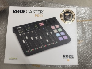 มิกเซอร์ <span class=keywords><strong>Rode</strong></span> Caster Pro 4 แชนแนล ระดับมืออาชีพ พร้อมบลูทูธ USB-C PD มัลติอินพุต สำหรับการแสดงสดและการบันทึกเสียง - Product Image 2
