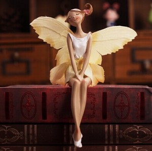 2026 New Design Colorful Resin Small Love Peace Hope <strong>Angel</strong> <strong>Figures</strong> - Product Image 5
