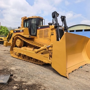 รถดันดิน CAT D8R พร้อมระบบตีนตะขาบและใบมีดสำหรับงานก่อสร้าง - Product Image 5