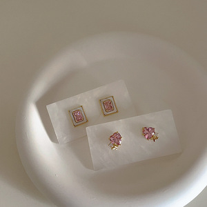 2025 été 18k plaqué or mignon concepteur rose cubique zircone étoile boucles d'oreilles pour les femmes - Product Image 4