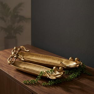 Plateau décoratif de luxe vintage en aluminium moulé, motif floral en relief, finition dorée, pour service de thé et charcuterie, vente en gros - Product Image 5