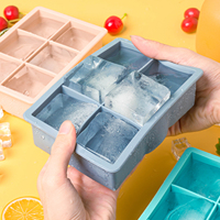 Offre Spéciale 6 cavités King Cube bacs à glace glace avec couvercle 6 trous grand Cube noir bac à glaçons pour boisson