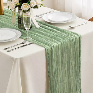 <span class=keywords><strong>Chemin</strong></span> <span class=keywords><strong>de</strong></span> <span class=keywords><strong>table</strong></span> en crêpe <span class=keywords><strong>de</strong></span> polyester <span class=keywords><strong>de</strong></span> style européen pour la décoration <span class=keywords><strong>de</strong></span> mariages et d'événements - Product Image 1