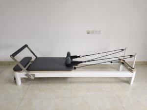 Reformador de Pilates de aleación de aluminio con retracción automática de cuerda - Product Image 3