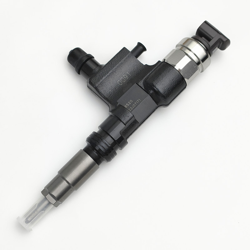 Common Rail Injetor 095000-6520 095000-6510 Diesel Engine Fuel Injector Assemblies 23670-E0090 23670-E0080 