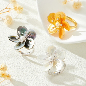 Flower Mother Of Pearl <b>Adjustable</b> <b>Ring</b> With Imitation Pearl Zircon For Everyday Wear - Product Image 1