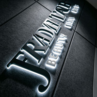 Lettres en métal rétroéclairées 3D, logo personnalisé, enseigne écologique en acier inoxydable rétroéclairée pour salon de beauté, écoles, décoration murale