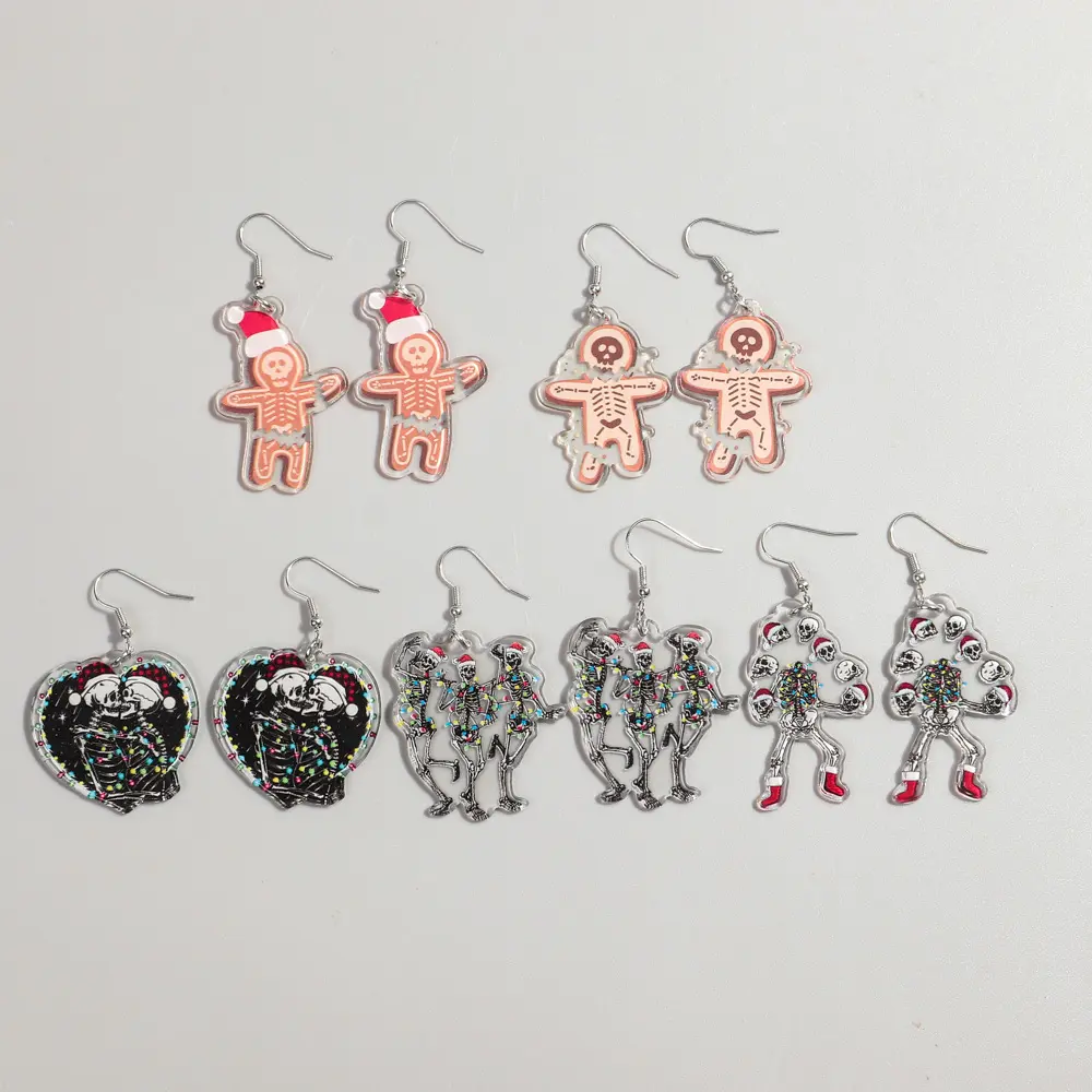 Boucles d'oreilles translucides chapeau de père noël coeur drôle crâne gothique effrayant Halloween lumière danse squelette pain d'épice homme boucles d'oreilles en acrylique