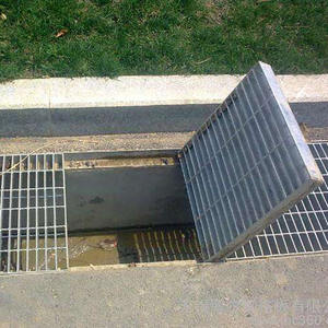 Nouvelles arrivées <span class=keywords><strong>Grille</strong></span> <span class=keywords><strong>de</strong></span> barre en acier inoxydable Plaque <span class=keywords><strong>de</strong></span> <span class=keywords><strong>grille</strong></span> en acier pour gouttière - Product Image 5