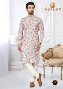 Ensemble Kurta Pajama bleu ciel avec bordure brodée, motif ethnique imprimé, tenue traditionnelle indienne pour mariage et occasions festives - Product Image 2
