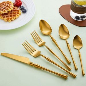 Luxury 304 SUS Stainless Steel Flatware Set Wedding Style Silverware with Modern Design Includes Spoons Fork Knife - Product Image 4