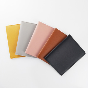Copertina del passaporto da viaggio con logo personalizzato in pelle sintetica porta passaporto porta carta <span class=keywords><strong>di</strong></span> <span class=keywords><strong>credito</strong></span> custodia per biglietto da visita portafoglio - Product Image 1
