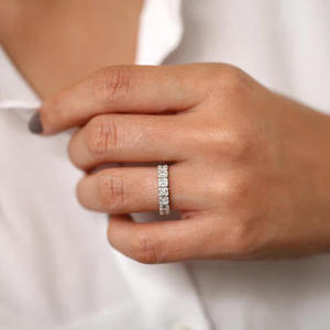 Anillo de Boda de Lujo para Mujer, Chapado en Rodio, con Diamantes Reales Certificados de 0.72 CT, Oro Blanco Sólido de 14k, Diseño Contemporáneo - Product Image 3