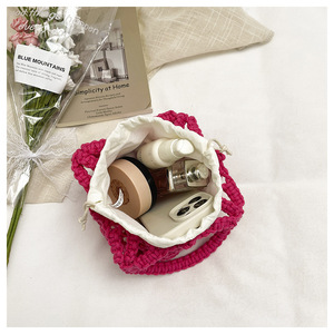 Bolso de mano tipo cubo para mujer, ligero y duradero, hecho a mano, de cuerda de algodón tejida, hueco, ideal para verano, playa, vacaciones y viajes. - Product Image 6
