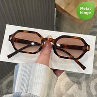 Kacamata Hitam Poligon Bingkai Kecil Trendy Unisex Retro Geometris Gafas Lunettes De Soleil Lunettes De Luxe