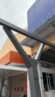 Auvent automatique à cassette intégrale rétractable pour fenêtre extérieure avec manivelle et support en Y autoportant