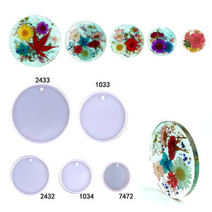 Moules de coulée en résine faits à la main pour bricolage ornements décoratifs Ins Style Silicone rond porte-clés support moule 2433 - Product Image 1